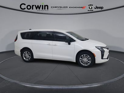 New 2027 Chrysler Pacifica Select