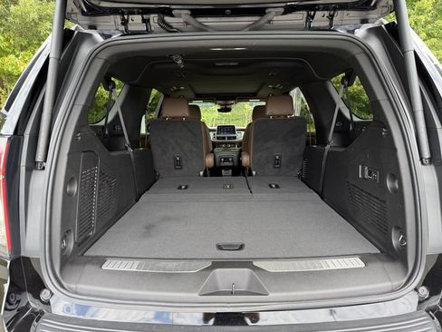 Certified 2024 Chevrolet Suburban High Country w/ Premium Package 2 image 54