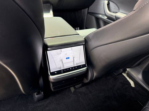 Used 2023 Tesla Model X AWD/4WD image 21