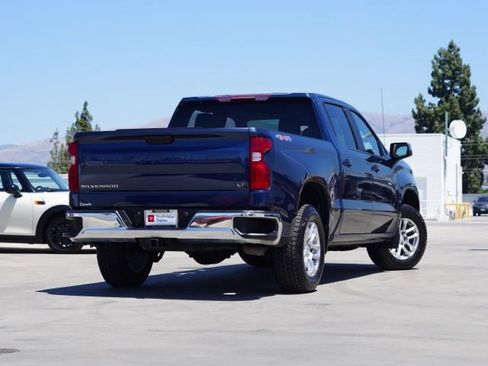 Used 2023 Chevrolet Silverado 1500 LT AWD/4WD image 7