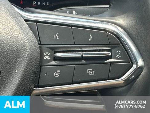 Used 2025 Chevrolet Equinox LT FWD image 30