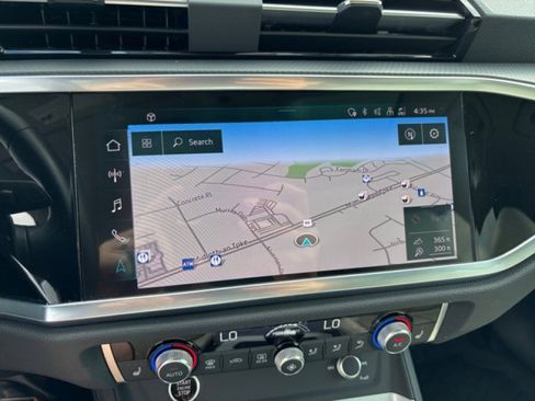 Used 2022 Audi Q3 2.0T Premium Plus w/ Premium Plus Package image 16