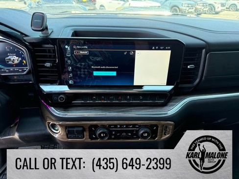 Used 2024 Chevrolet Silverado 1500 LT Trail Boss w/ Convenience Package II AWD/4WD image 24
