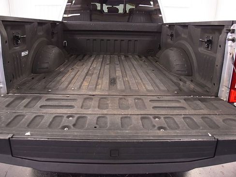 Used 2022 Ford F250 Platinum AWD/4WD image 7