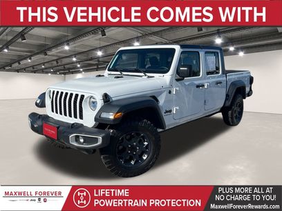 Used 2023 Jeep Gladiator Sport w/ Trailer Tow Package