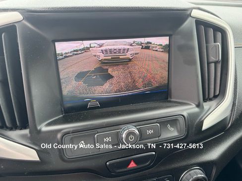 Used 2020 GMC Terrain SLE w/ Driver Convenience Package FWD image 25