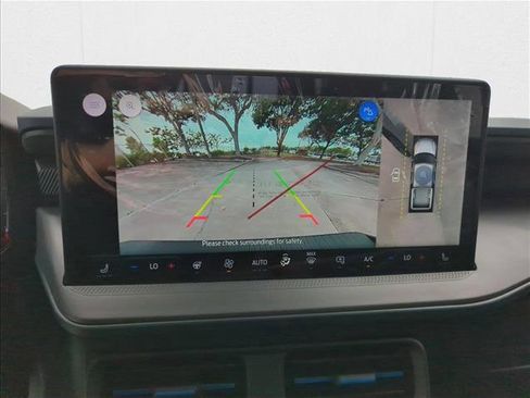 New 2025 Ford Maverick Lobo image 13