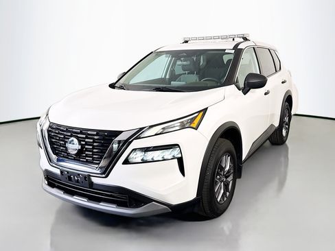 Used 2022 Nissan Rogue S AWD/4WD image 4