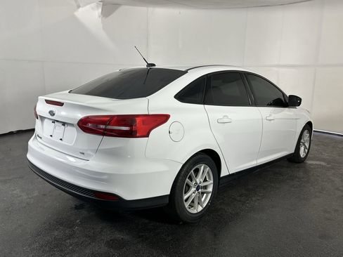 Used 2018 Ford Focus SE image 8