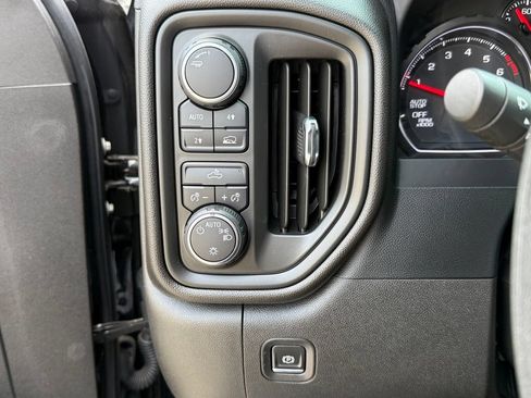 Used 2022 Chevrolet Silverado 1500 Custom w/ Safety Confidence Package AWD/4WD image 23