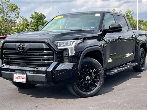 Used 2024 Toyota Tundra Limited AWD/4WD image 1