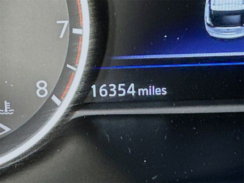 Used 2024 Nissan Murano SV w/ SV Midnight Edition Package image 32