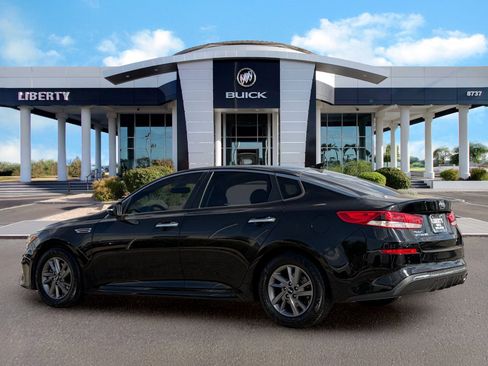 Used 2020 Kia Optima LX FWD image 4