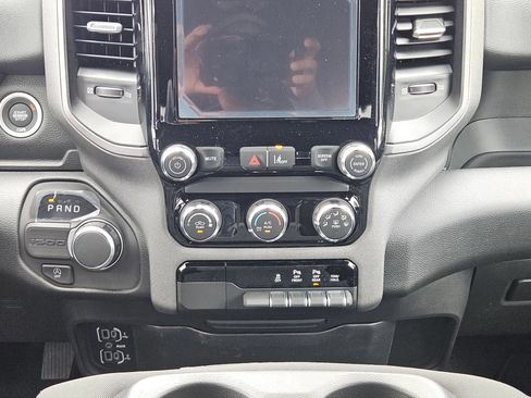 New 2026 RAM 1500 Express RWD image 17