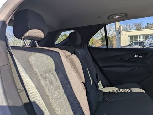 Used 2024 Chevrolet Equinox LT image 30