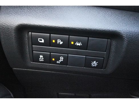 Certified 2025 Nissan Kicks Play S FWD image 22