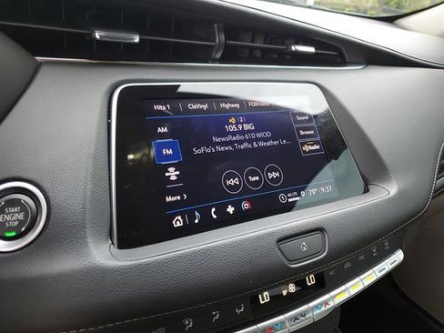 Used 2023 Cadillac XT4 Luxury image 48