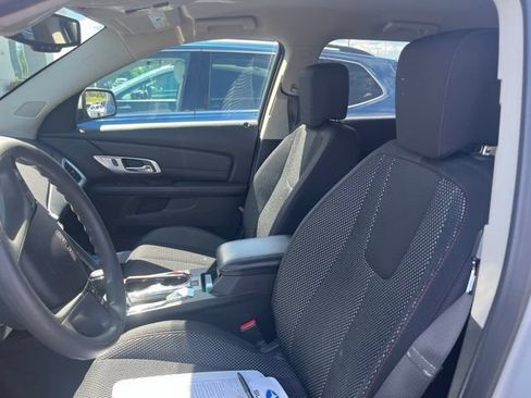 Used 2017 GMC Terrain SLE FWD image 7