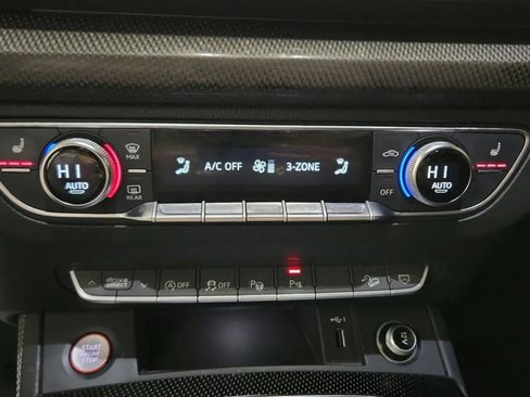 Used 2019 Audi SQ5 Prestige w/ Prestige Package image 29