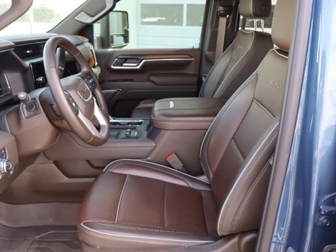 Used 2025 GMC Sierra 2500 Denali w/ Denali Reserve Package image 20