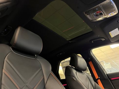 New 2026 Genesis GV70 3.5T Sport Prestige AWD/4WD image 17