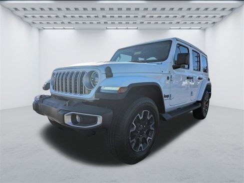 New 2025 Jeep Wrangler Sahara image 7