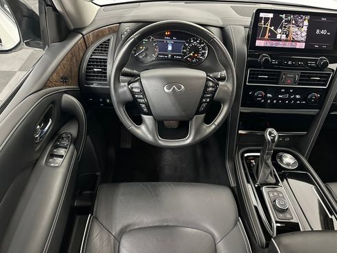 Used 2024 INFINITI QX80 Premium Select w/ Cargo Package image 24