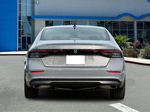 New 2026 Honda Accord SE image 9