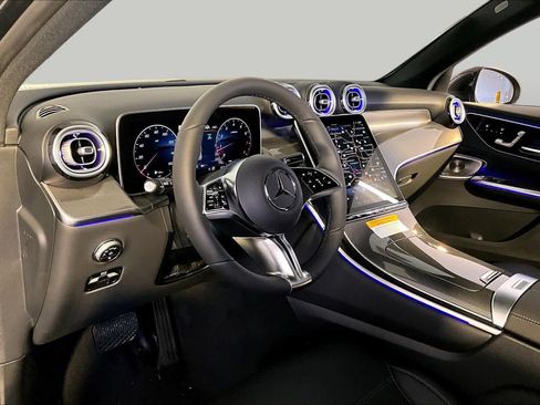 New 2026 Mercedes-Benz GLC 300 4MATIC image 9