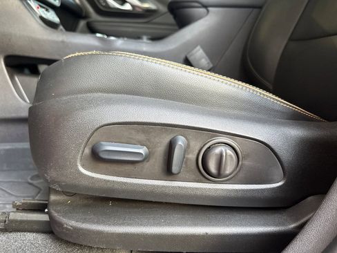 Used 2024 GMC Terrain AT4 w/ LPO, Floor Liner Package AWD/4WD image 12