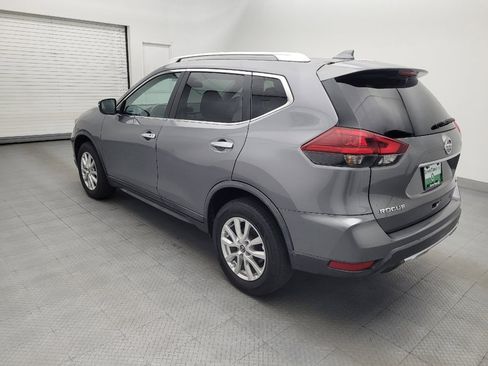 Used 2018 Nissan Rogue SV AWD/4WD image 3