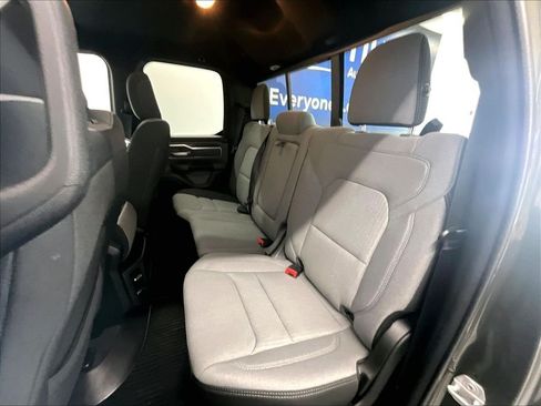 Used 2021 RAM 1500 Big Horn AWD/4WD image 15