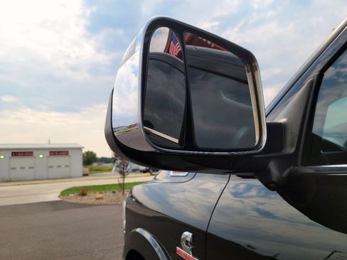 Used 2019 RAM 2500 Laramie image 28