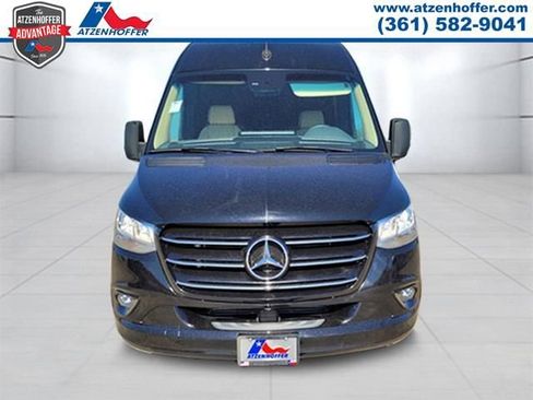 Used 2020 Mercedes-Benz Sprinter 3500 image 2