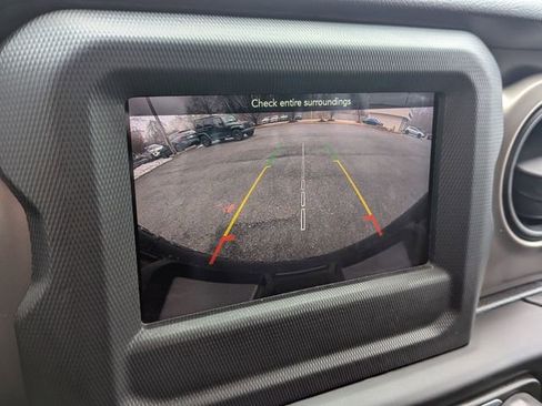 Used 2019 Jeep Wrangler Unlimited Sport S image 11