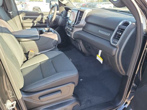 New 2026 RAM 1500 Big Horn AWD/4WD image 12