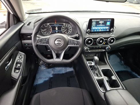 Certified 2024 Nissan Sentra SV image 11