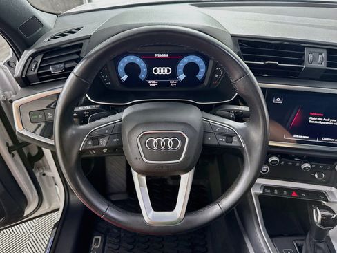 Used 2023 Audi Q3 2.0T Premium w/ Convenience Package AWD/4WD image 14