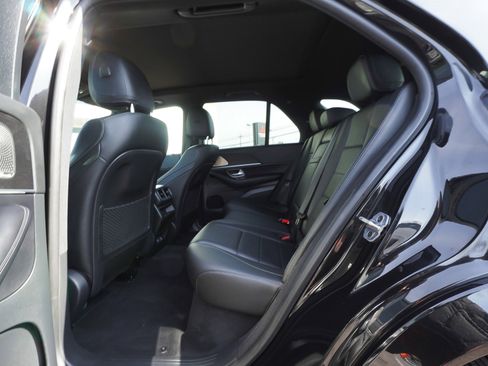 Used 2025 Mercedes-Benz GLE 350 4MATIC image 32