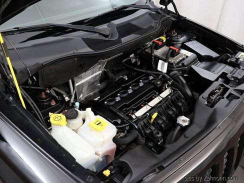 Used 2017 Jeep Patriot Sport FWD image 31