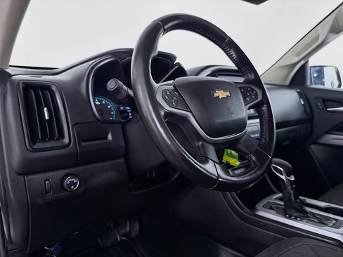 Used 2022 Chevrolet Colorado LT w/ Fleet Safety Package image 21