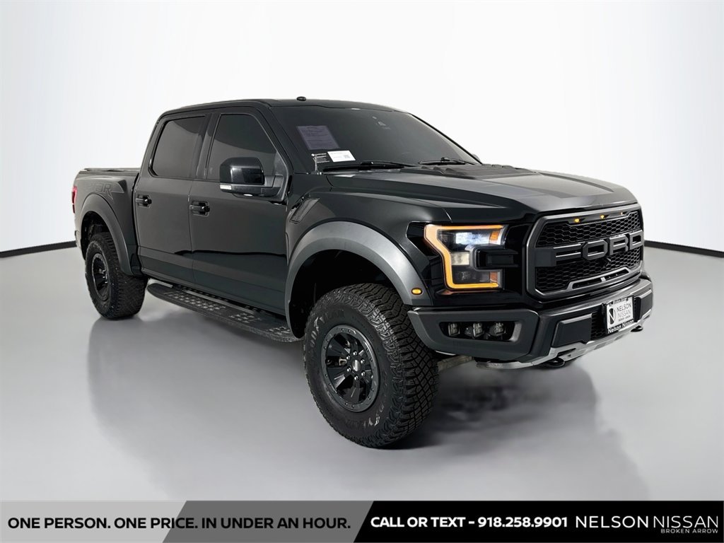 Used 2018 Ford F150 Raptor w/ Equipment Group 802A Luxury AWD/4WD image 3