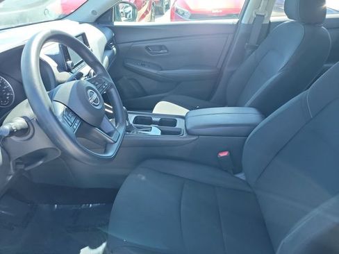 Used 2025 Nissan Sentra S FWD image 17