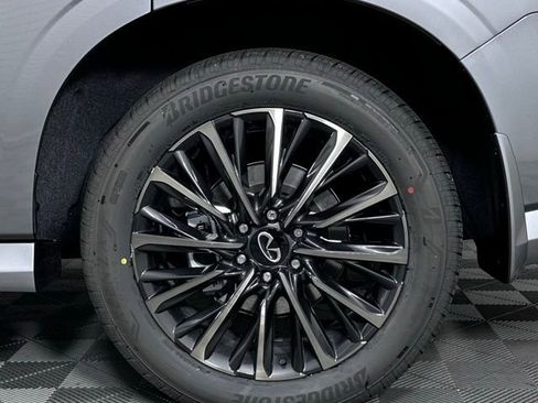 New 2026 INFINITI QX80 Autograph AWD/4WD image 11