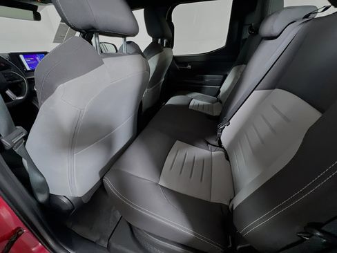 Used 2025 Toyota Tacoma TRD Off-Road AWD/4WD image 28