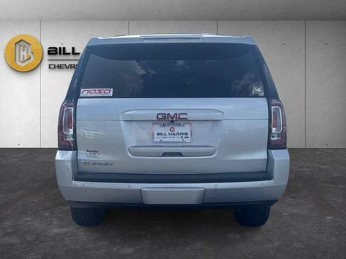 Used 2017 GMC Yukon SLT AWD/4WD image 6