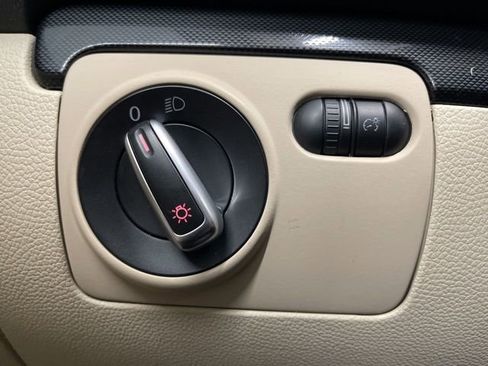 Used 2012 Volkswagen Jetta SE image 38