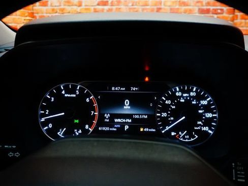 Certified 2025 Nissan Rogue SV AWD/4WD image 16