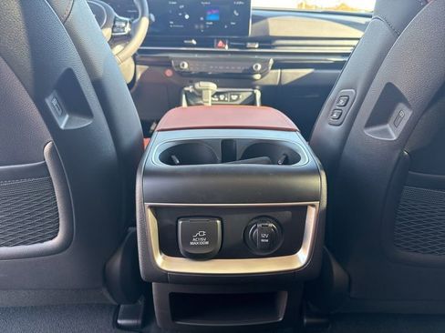 New 2026 Kia Carnival SX Prestige FWD image 25