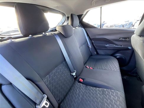 Used 2023 Nissan Kicks SV w/ Interior Electronics Package image 15